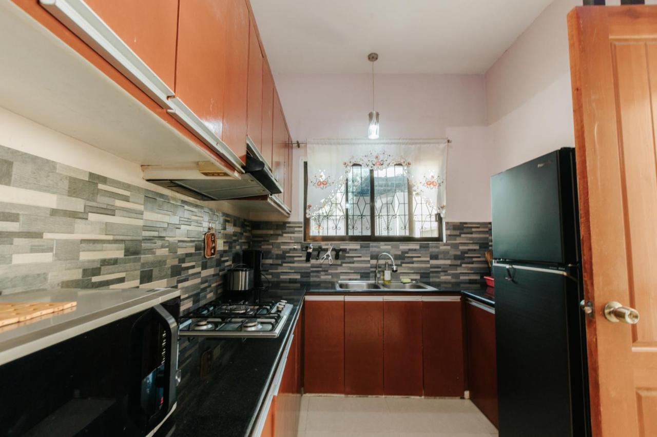 Bahay Ni Kikay Vacation Rental - Wifi Included General Santos City Luaran gambar