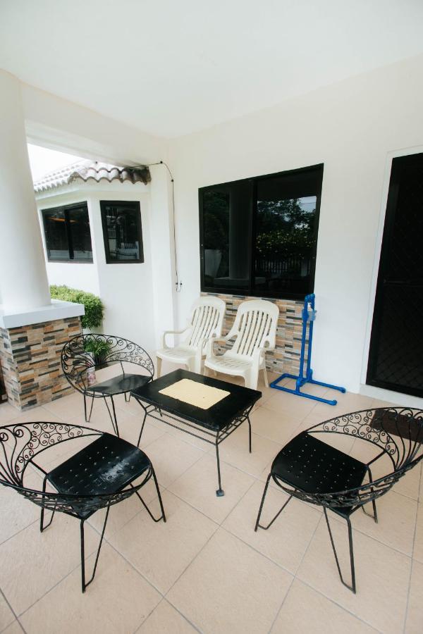 Bahay Ni Kikay Vacation Rental - Wifi Included General Santos City Luaran gambar